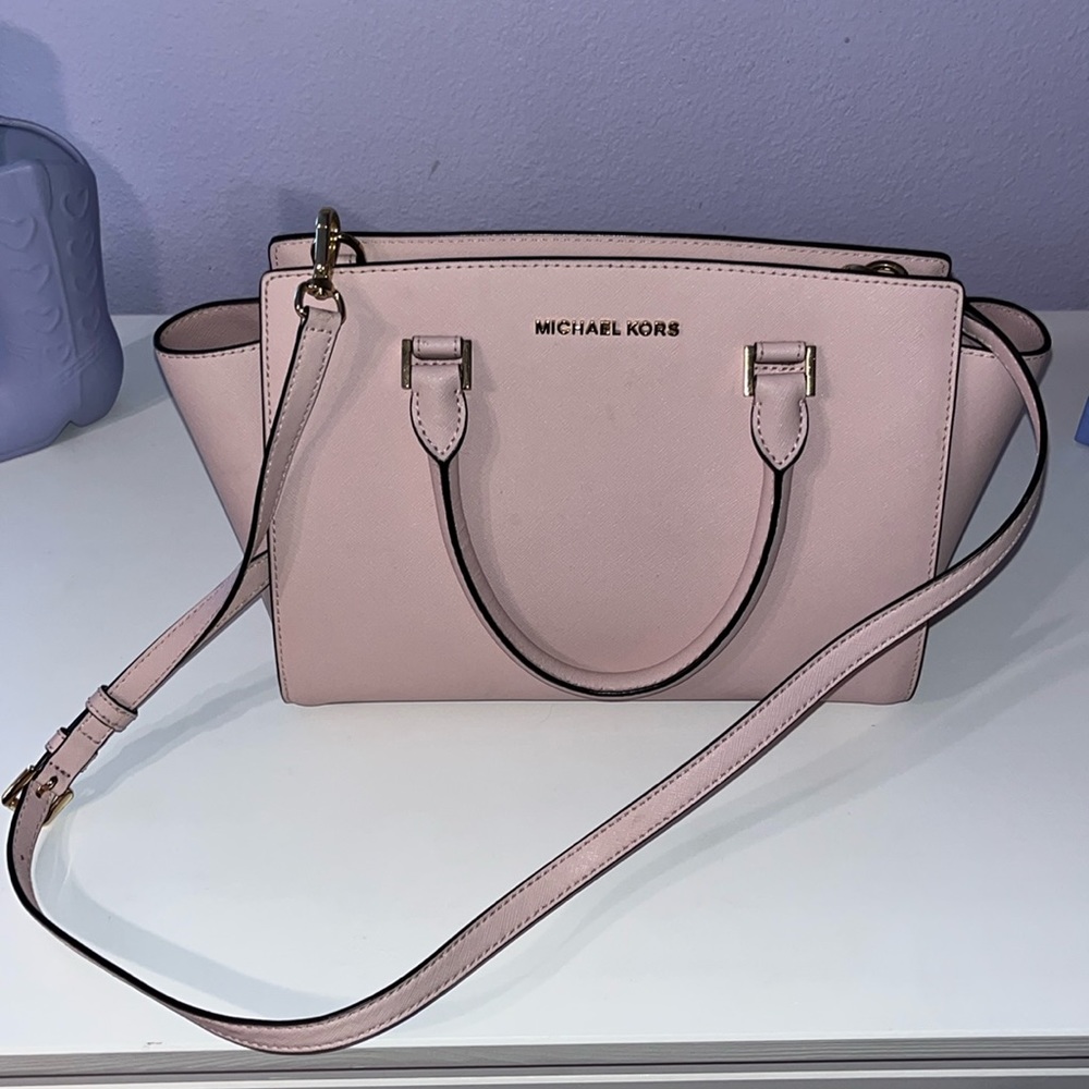 Michael Kors purse